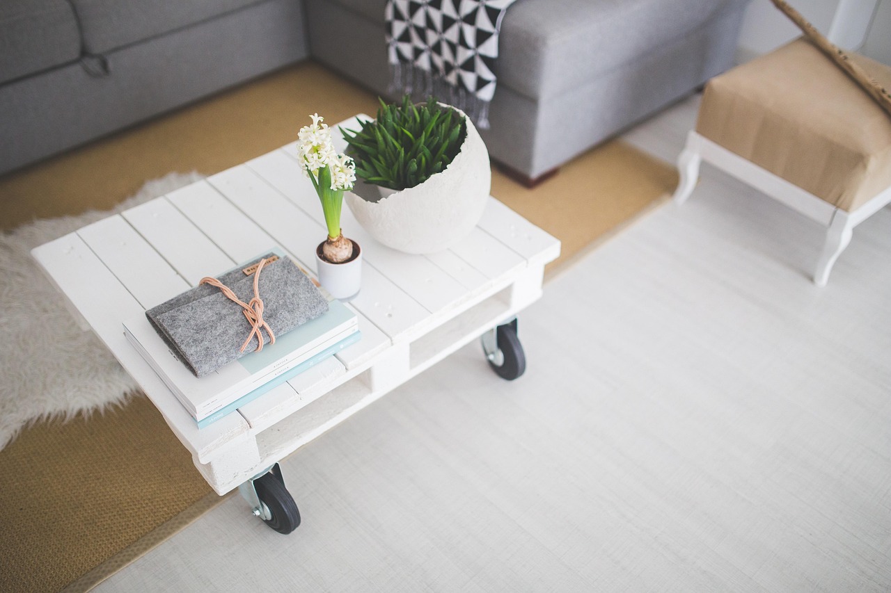 Zomers Scandinavisch interieur in zachte pastelkleuren. Zomers Scandinavisch interieur in zachte pastelkleuren.