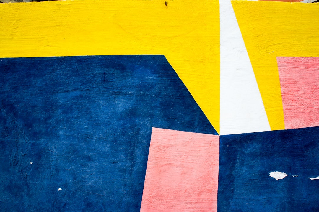 Abstract fotobehang: kunstzinnige explosie van kleur en vorm