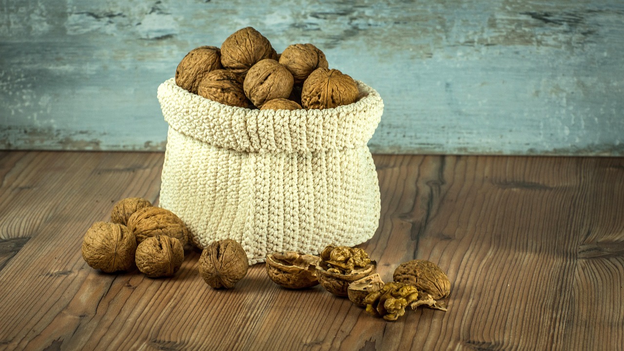 Mix van noten en gedroogde vruchten als snack. Mix van noten en gedroogde vruchten als snack.
